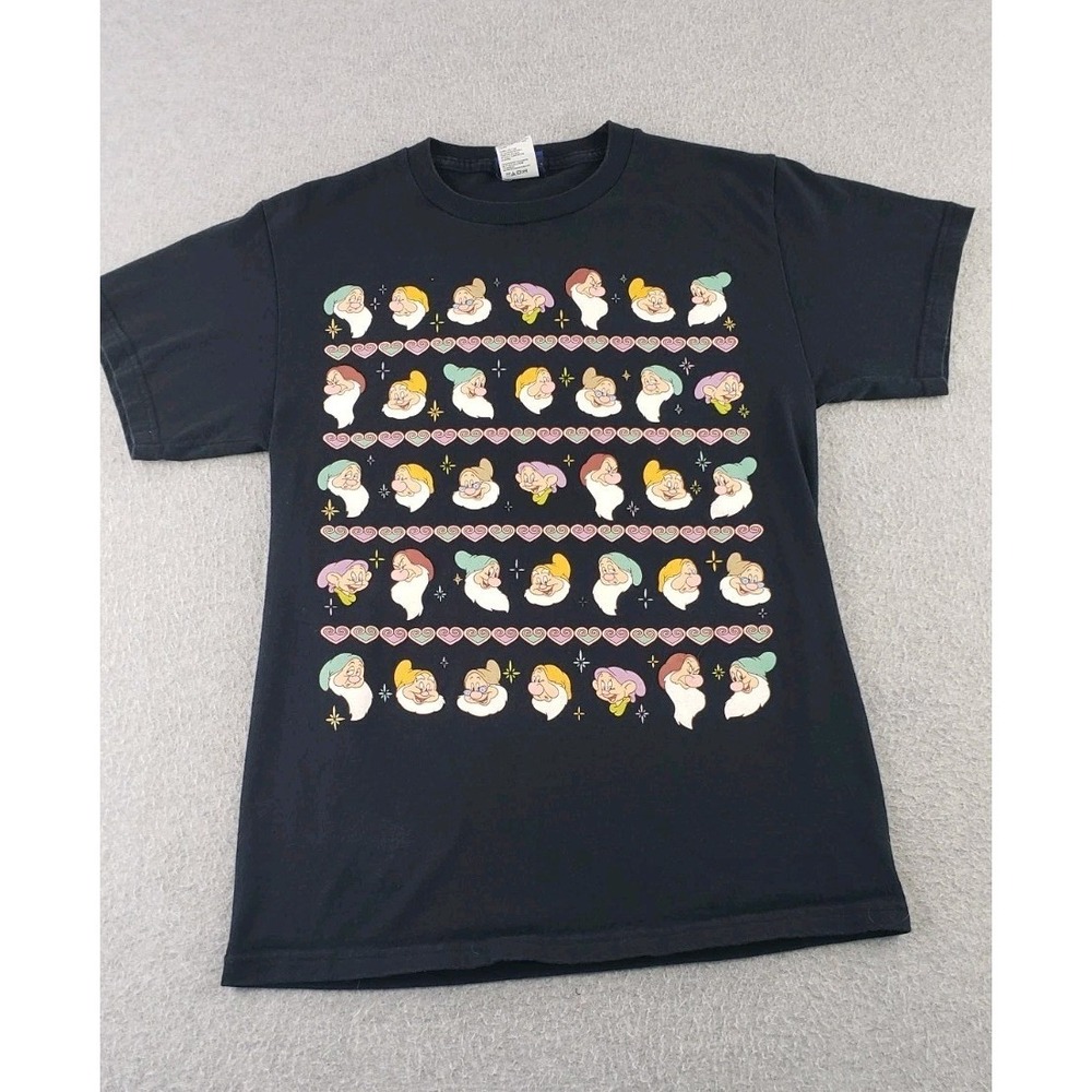 Vintage 90's Disney‎ Classics Snow White 7 Dwarfs T-shirt Sleepy Grumpy Sz Small